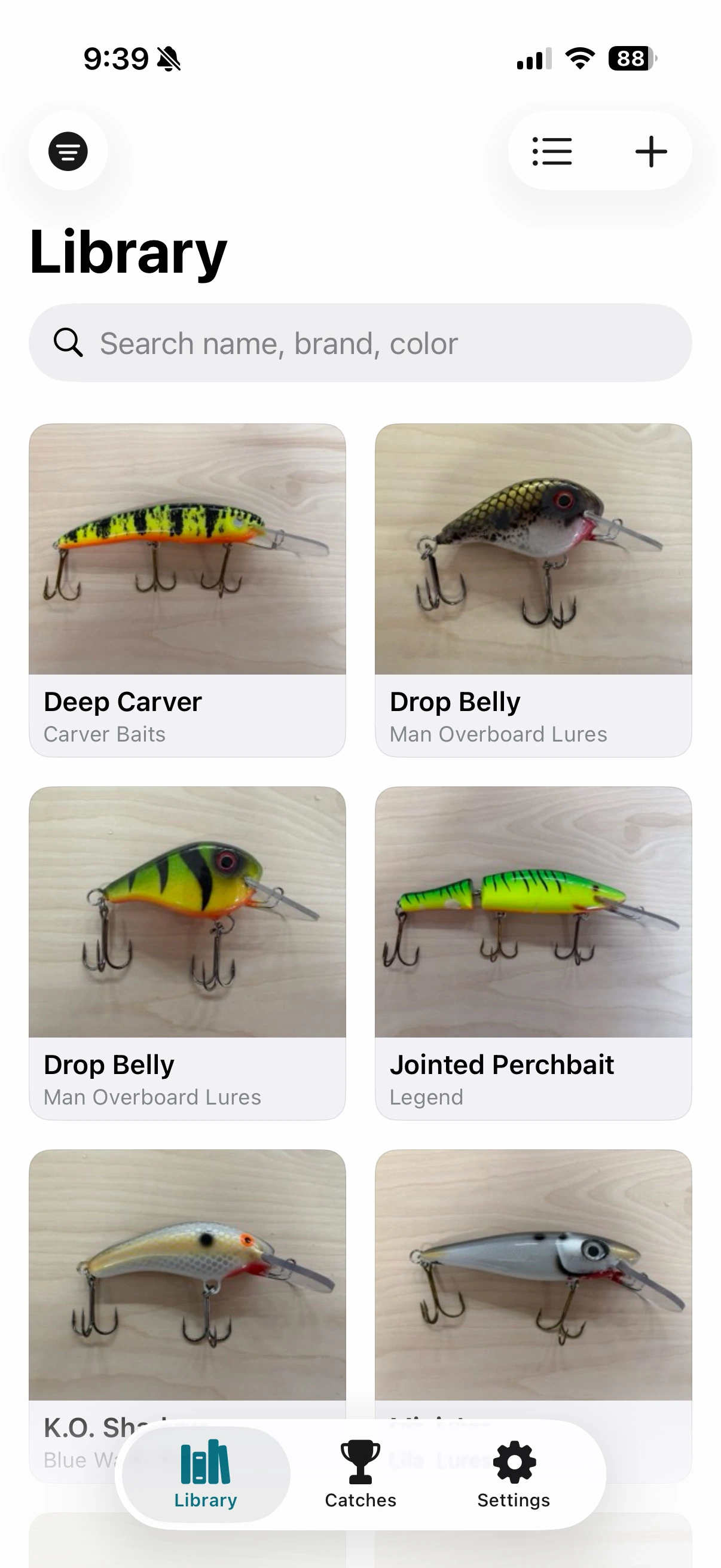Lure Library grid showing musky lures
